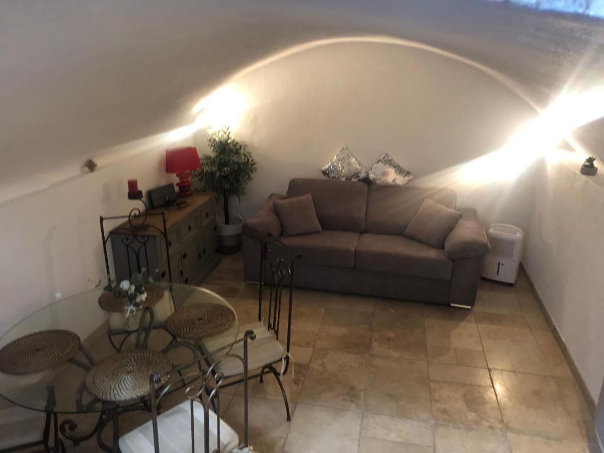 Appartement De Charme Au Coeur Du Vieil อองทีบส์ ภายนอก รูปภาพ